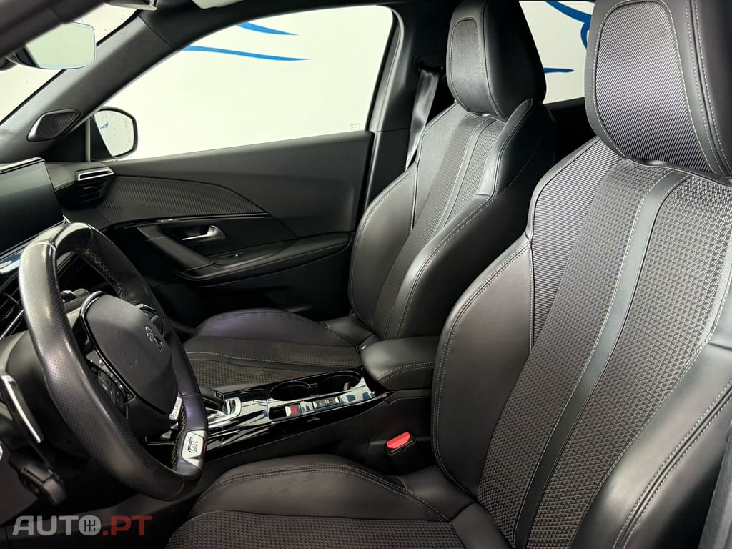 Peugeot 2008 1.5 BlueHDi GT Line EAT8