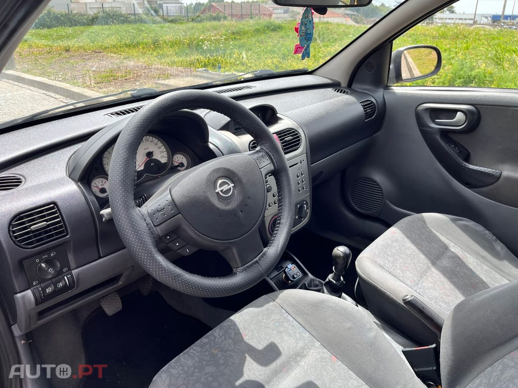 Opel Corsa 1.4 sport