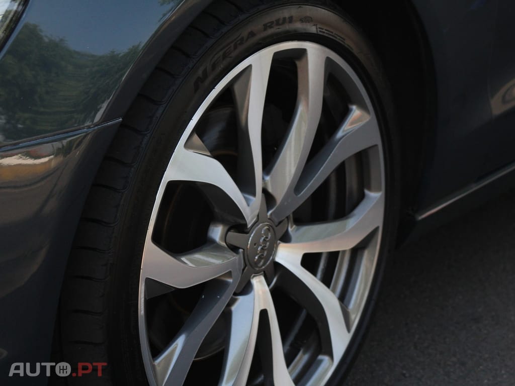Audi A6 Avant 3.0 TDi V6 quattro Sport S tronic