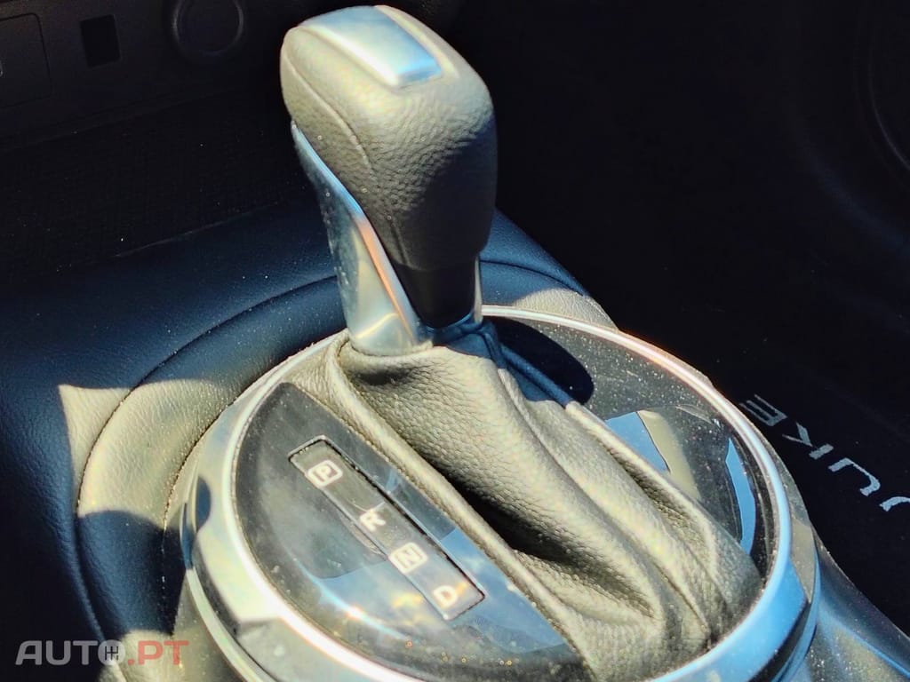 Nissan Juke 1.0 DIG-T N-Design Silver DCT