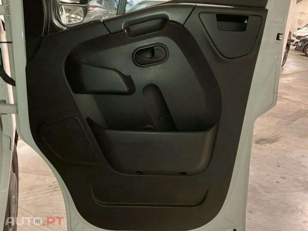 Renault Master 2.3 dCi L2H2