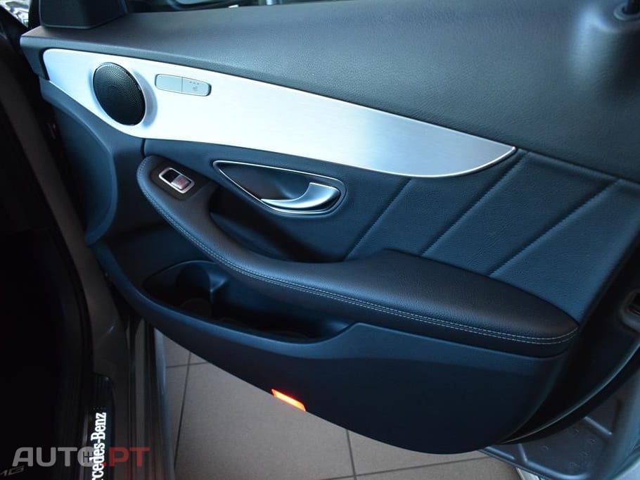 Mercedes-Benz C 220 d AMG Line