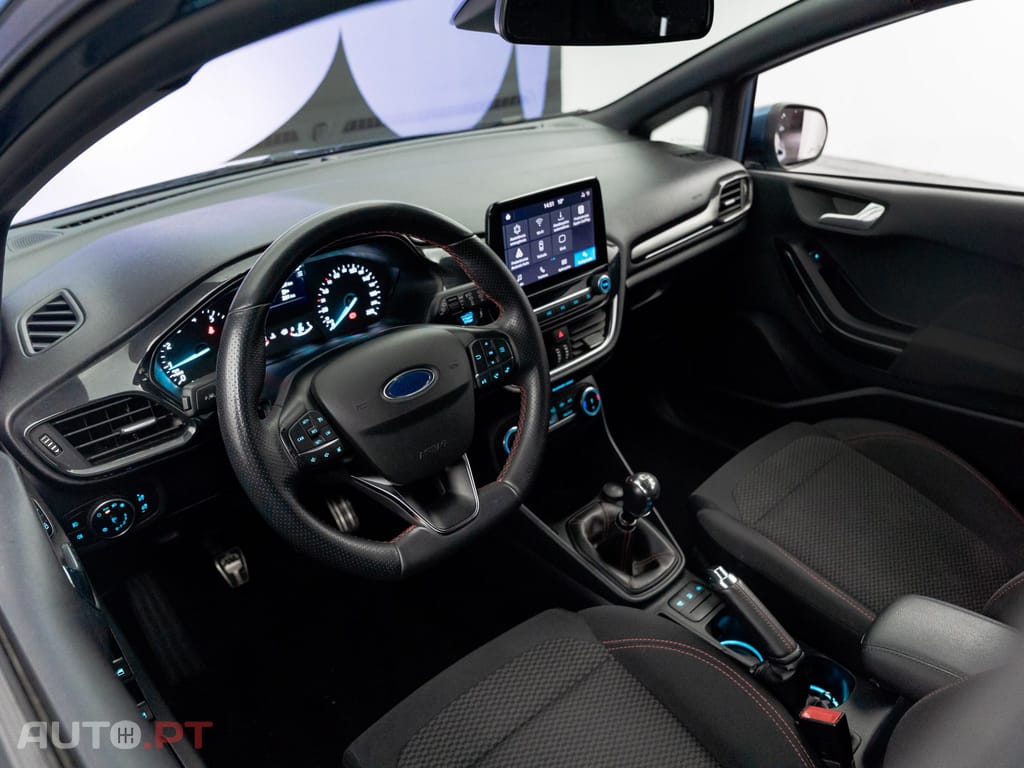 Ford Fiesta 1.0 EcoBoost MHEV ST-Line