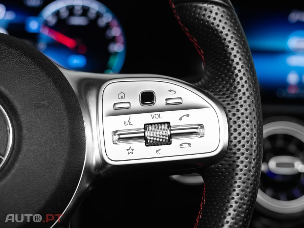 Mercedes-Benz CLA 250 e Shooting Brake AMG Line