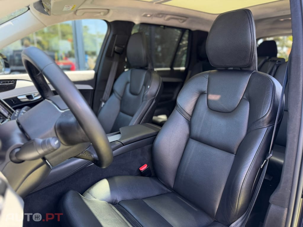 Volvo XC90 2.0 T8 PHEV Ultimate Dark AWD