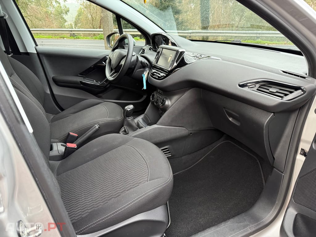 Peugeot 208 1.2 PureTech Active