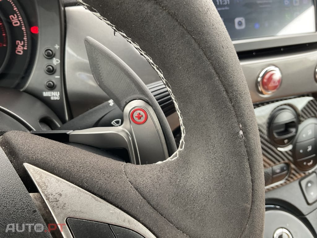 Abarth 500C 1.4 T-Jet Competizione MTA