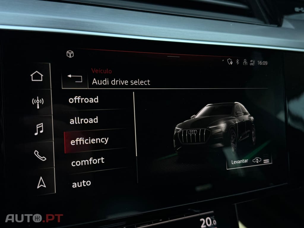 Audi E-Tron 55 quattro S line