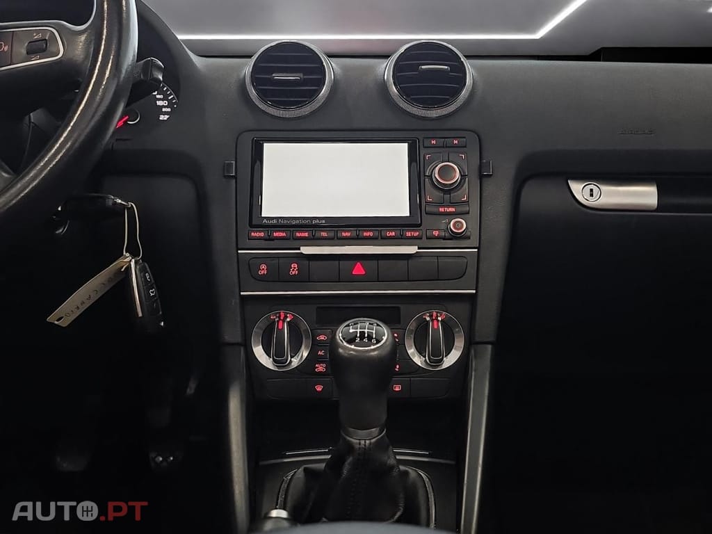 Audi A3 Cabrio 1.4 TFSi Attraction