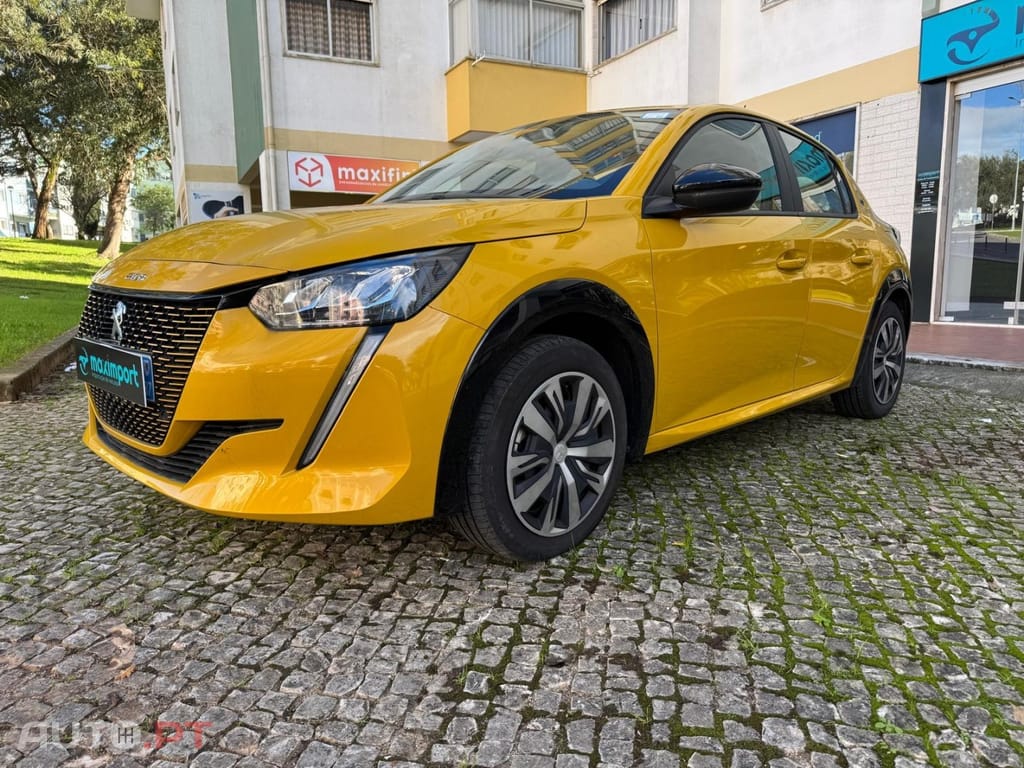 Peugeot E-208 50 kWh Active Pack