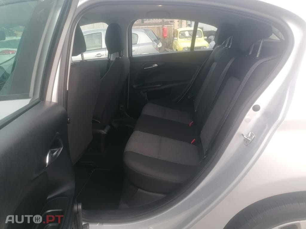 Fiat Tipo 1.3 M-Jet Pop
