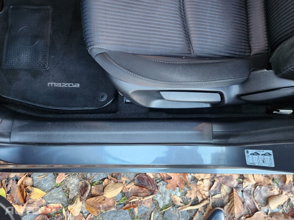 Mazda 3 1.5 Sky-D Excellence Navi