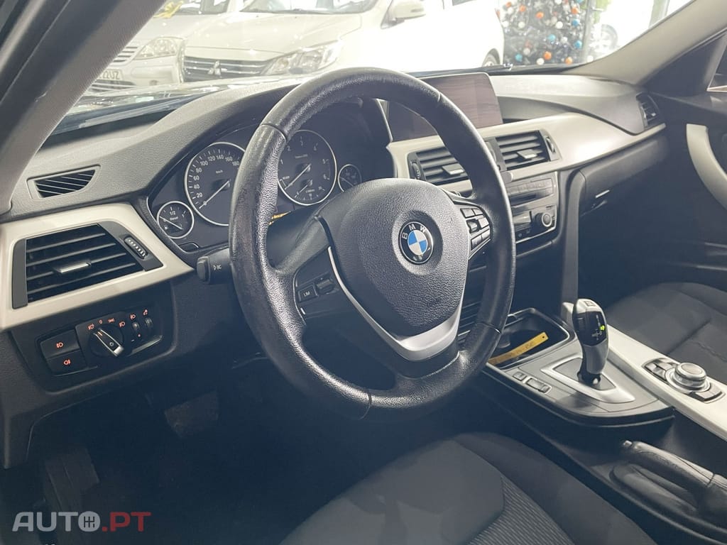 BMW 318 d Touring Aut.