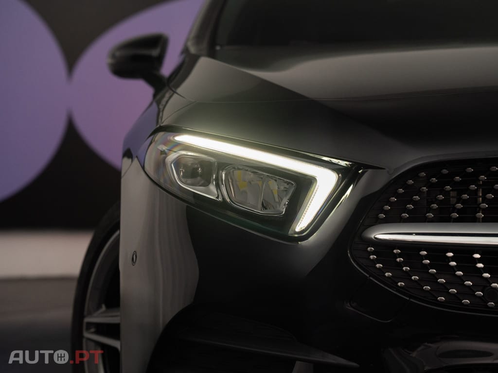 Mercedes-Benz A 250 e AMG Line