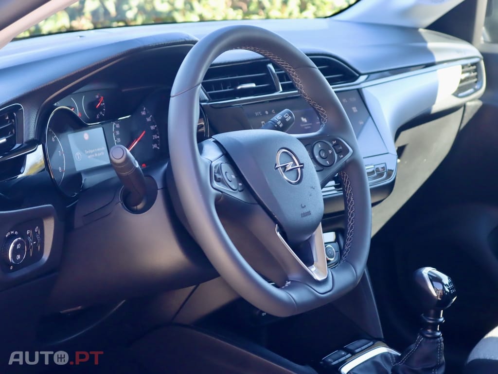 Opel Corsa 1.2 T Elegance