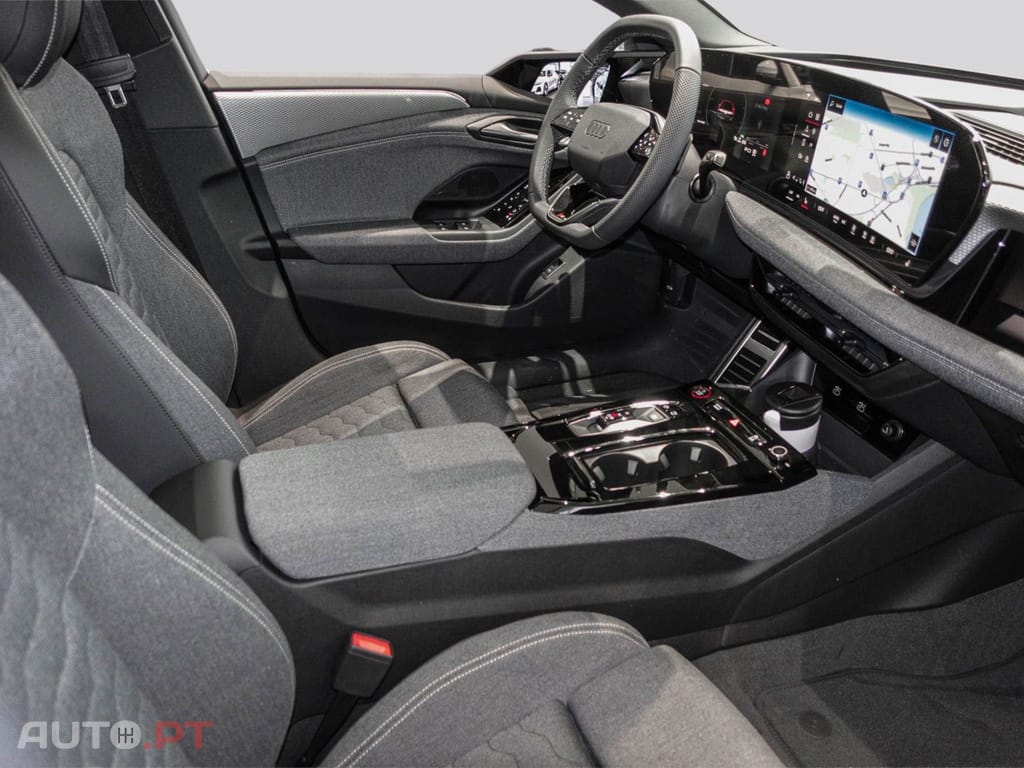 Audi A6 Avant I.V.A DEDUTIVEL  e-tron Performance 