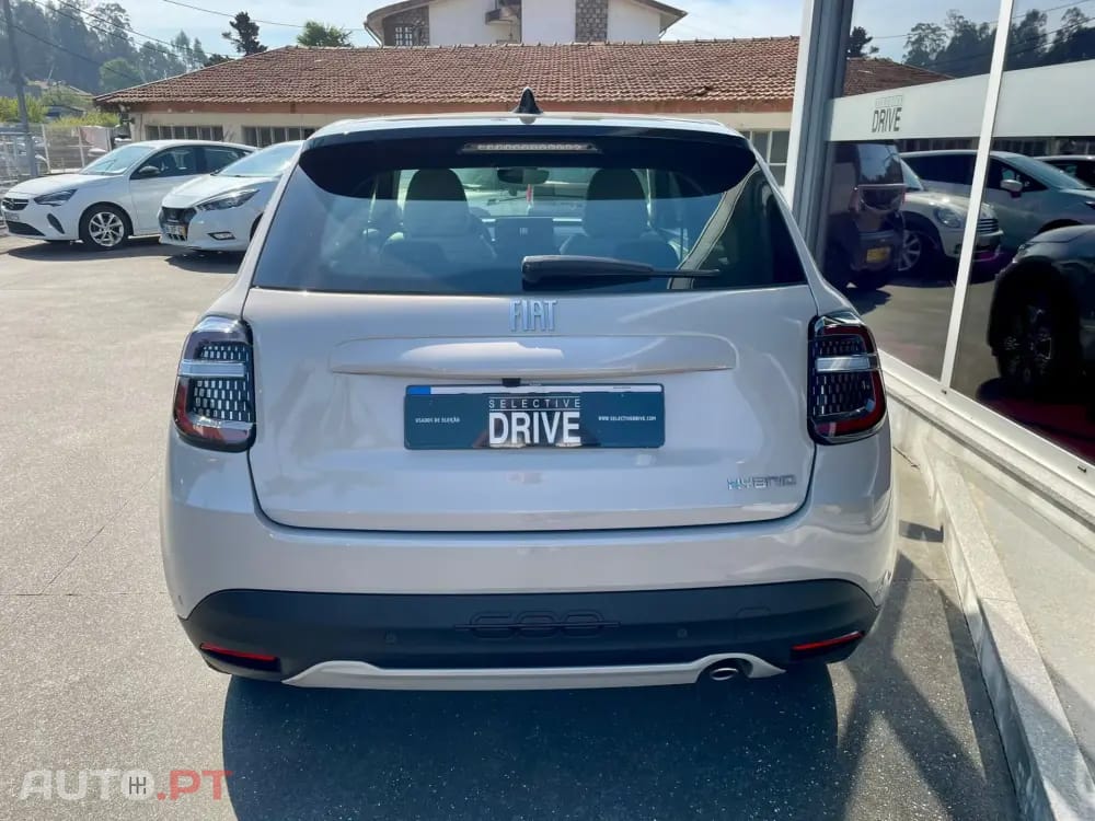 Fiat 600 1.2 Hybrid Icon