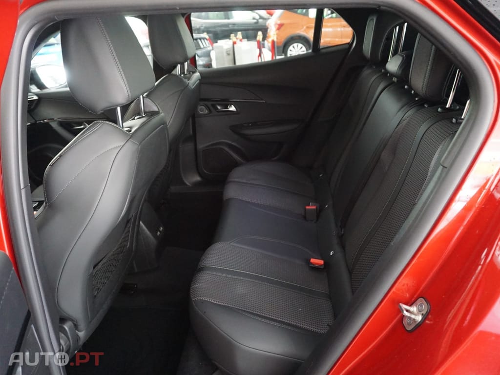 Peugeot 2008 1.2 PureTech GT Line