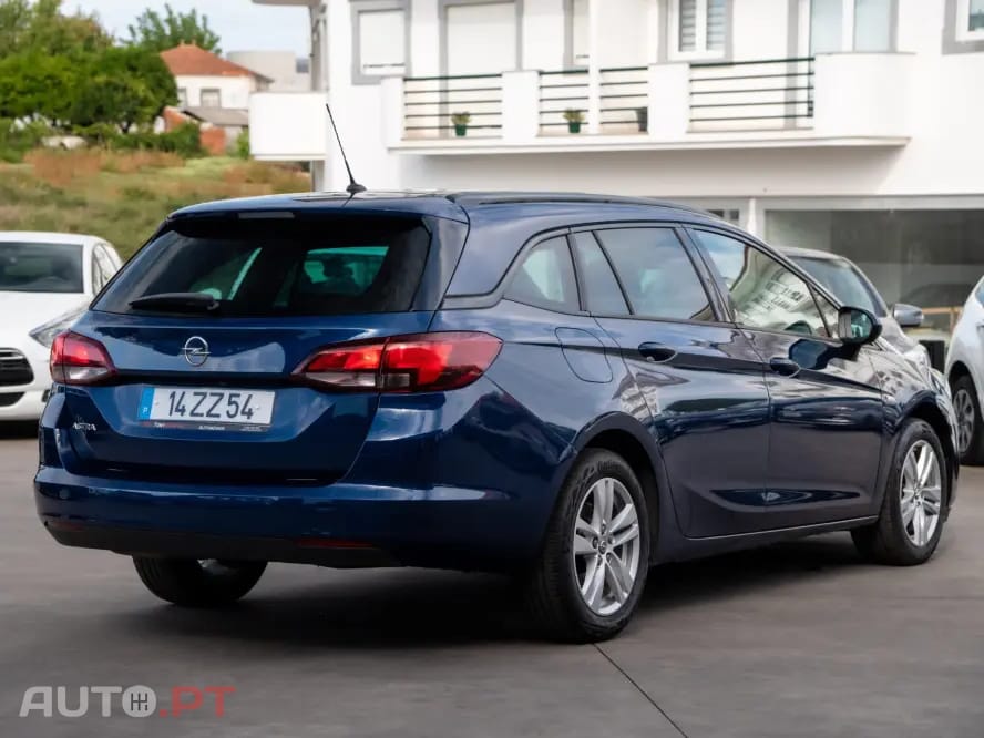 Opel Astra Sports Tourer 1.2 T Elegance