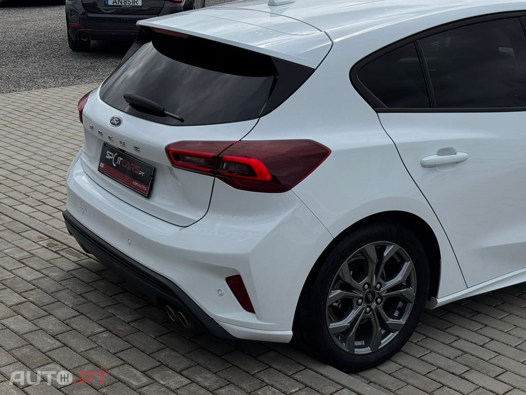 Ford Focus 1.0 EcoBoost MHEV ST-Line X Aut.