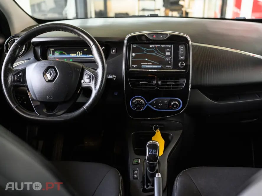 Renault Zoe c/ Bateria) Intens 40