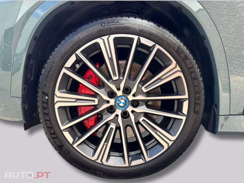 BMW iX1 I.V.A DEDUTÍVEL xDrive30 M-Sport