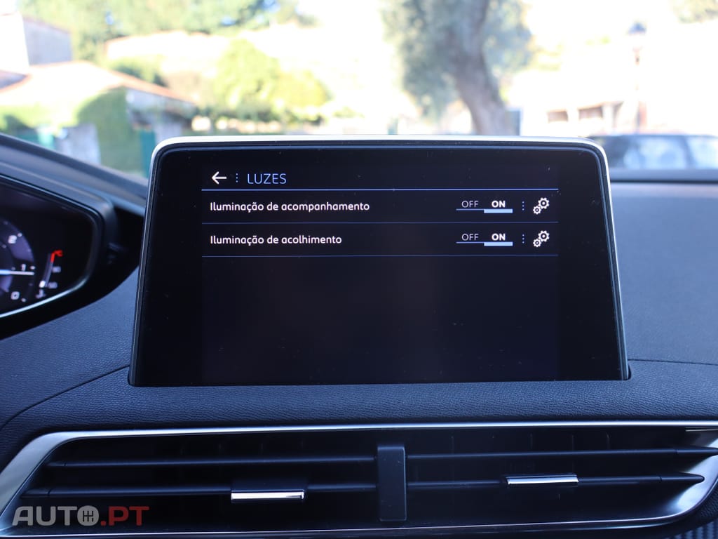 Peugeot 3008 1.5 BlueHDi Allure EAT8