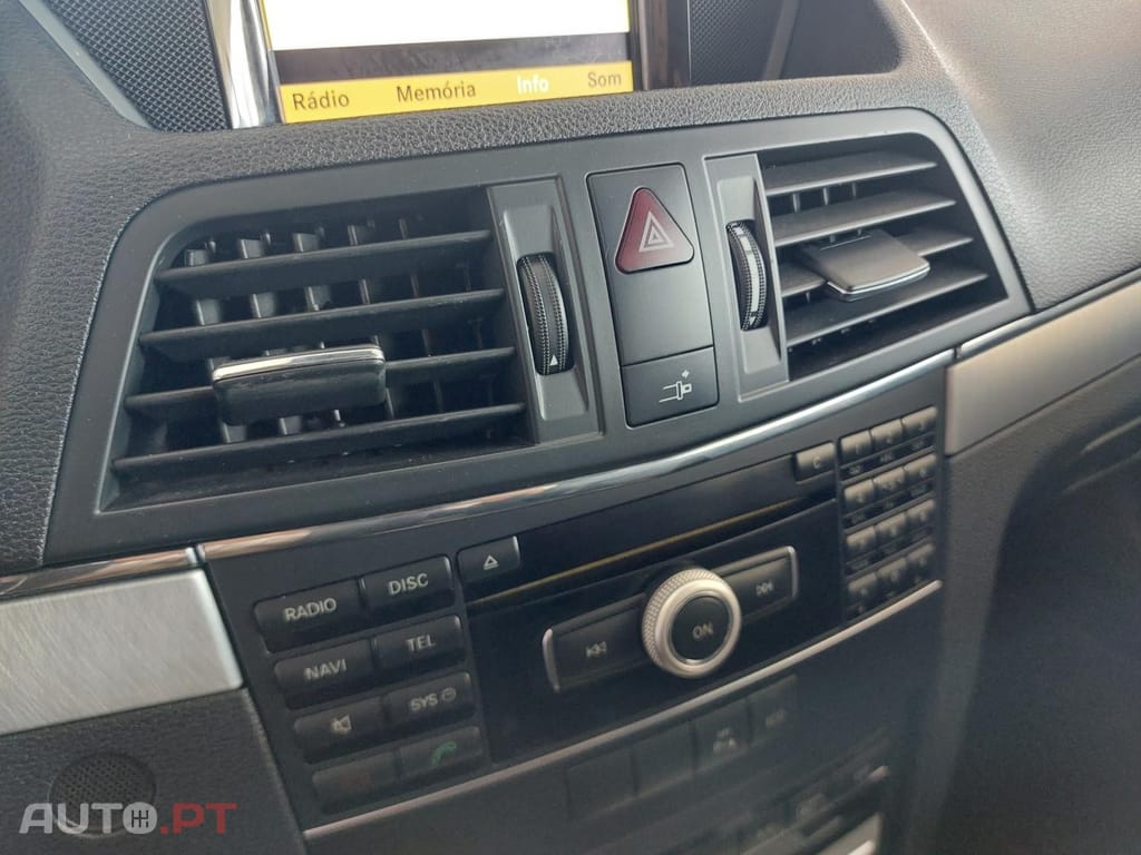 Mercedes-Benz E 220 CDI Avantgarde BlueEfficiency