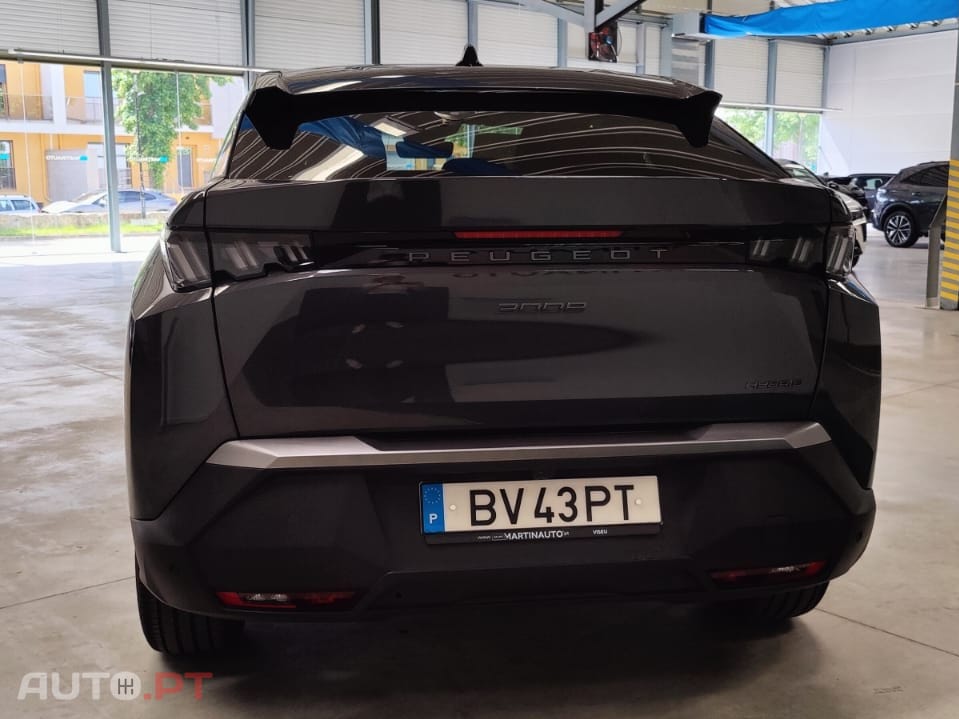 Peugeot 3008 1.2 Hybrid Allure e-DCS6