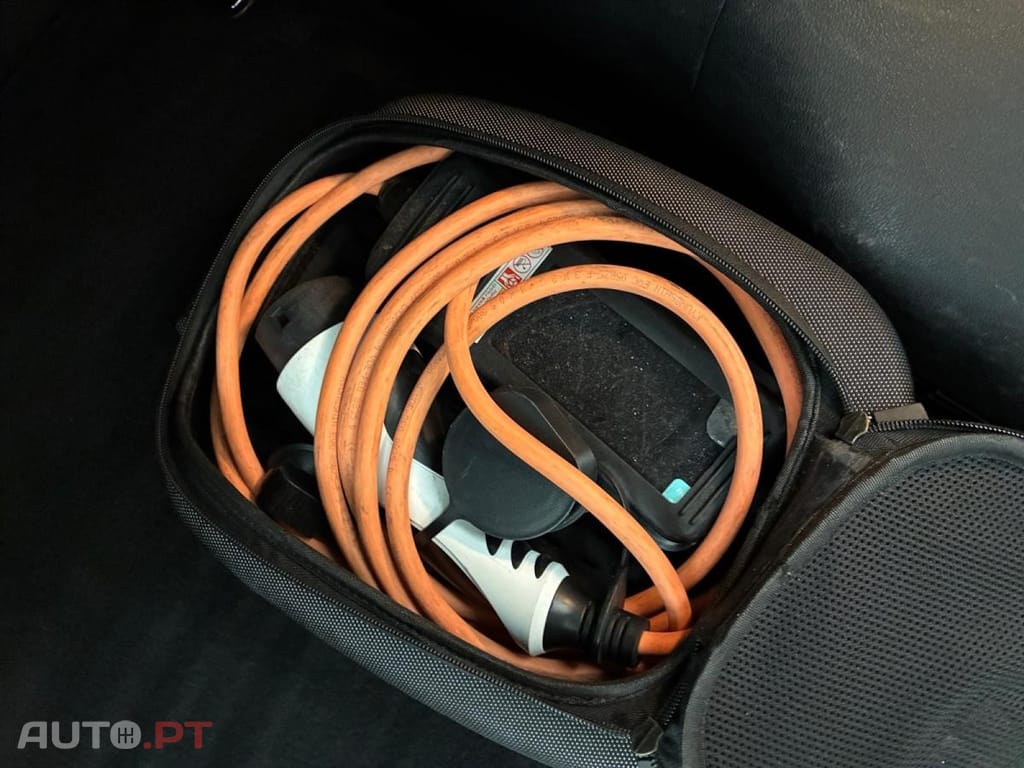 Kia Niro 1.6 GDi Premium DCT6