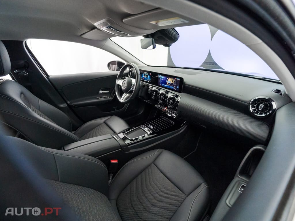 Mercedes-Benz A 250 e