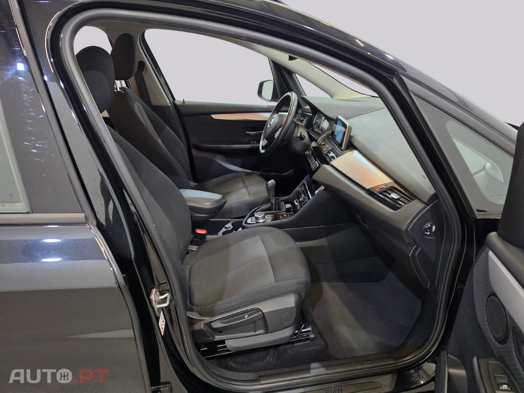 BMW 216 D