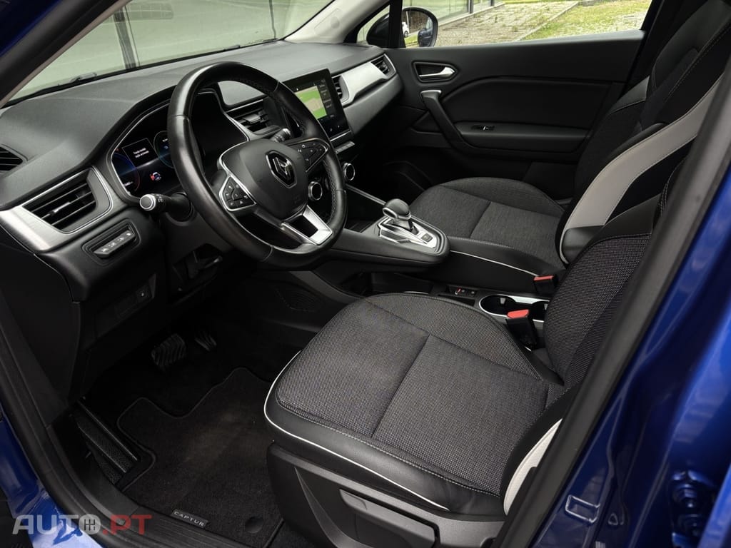 Renault Captur 1.6 E-Tech Plug-In Intens