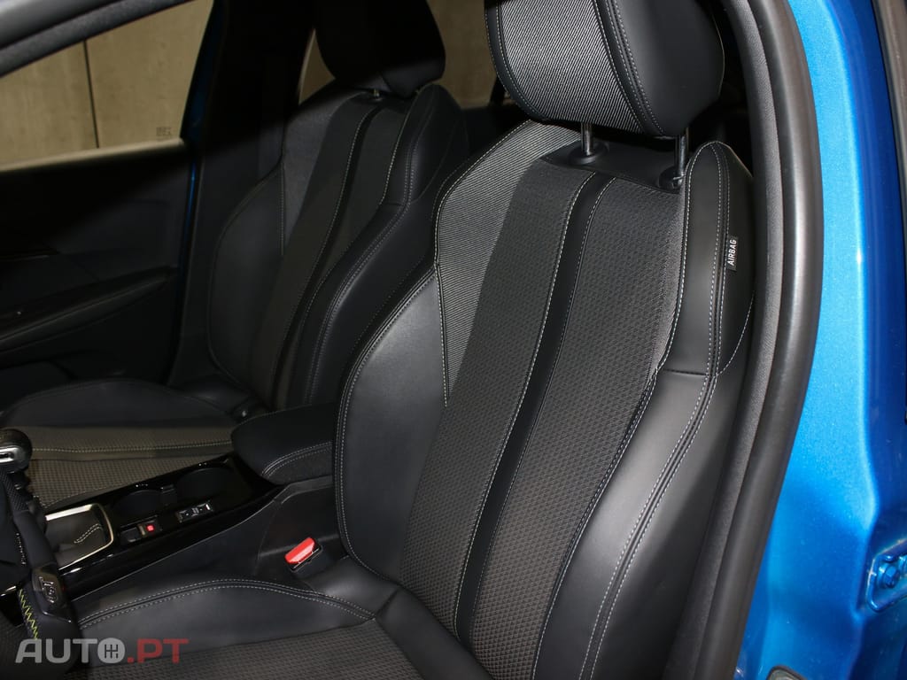 Peugeot 208 1.2 PureTech GT