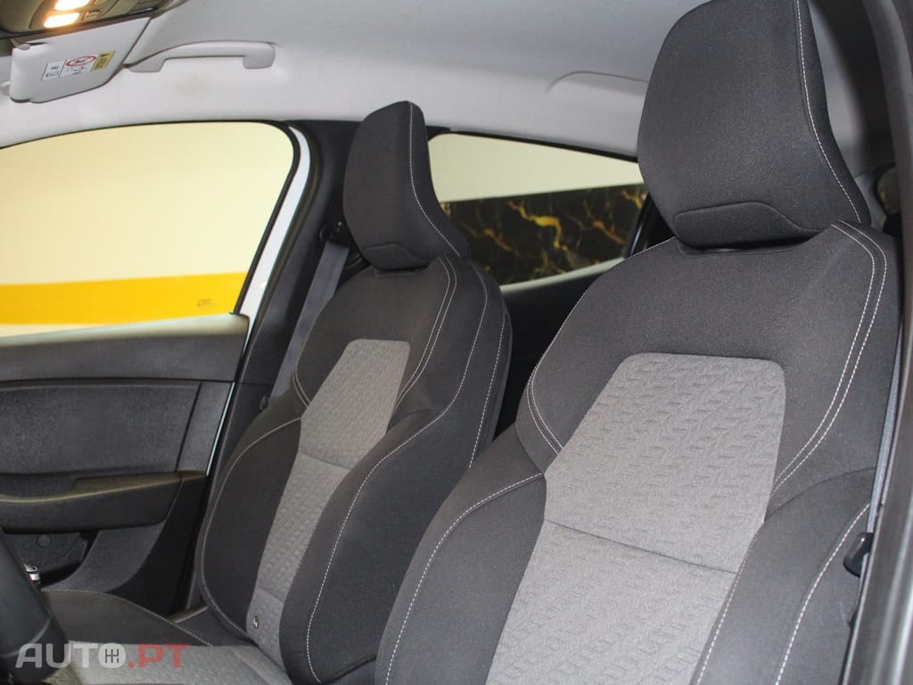 Renault Clio 1.0 TCe Limited Bi-Fuel