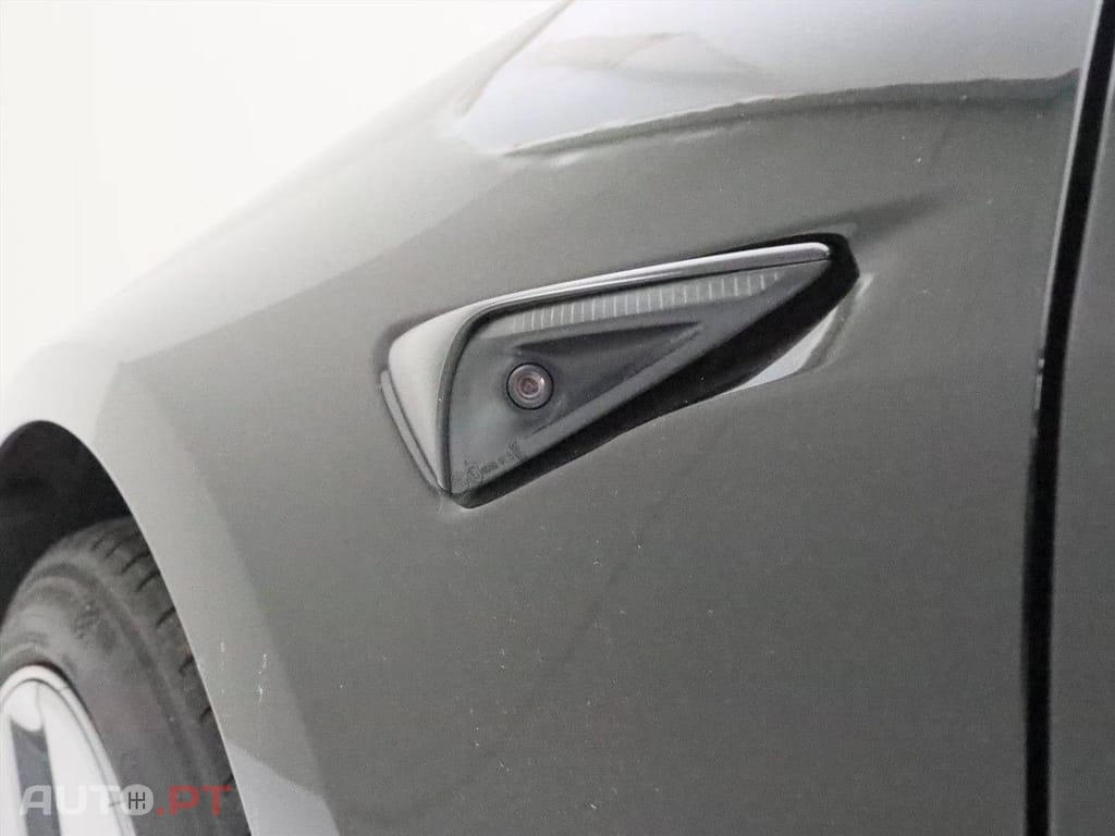 Tesla Model 3 Standard RWD Plus