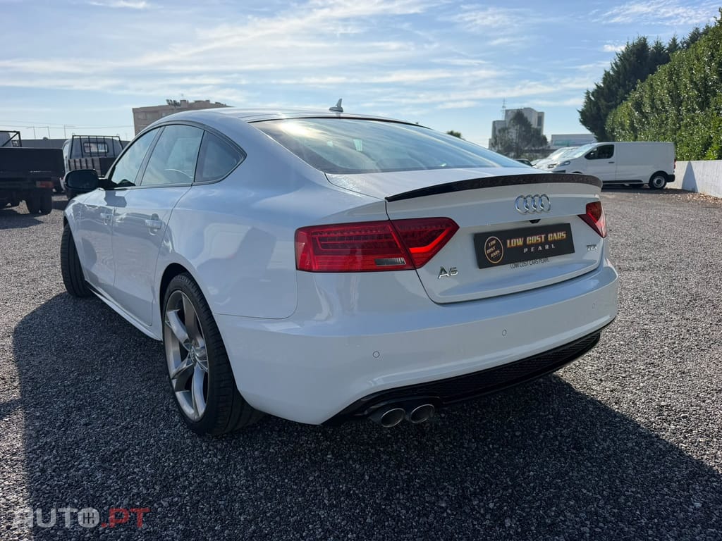 Audi A5 2.0 TDi S-line