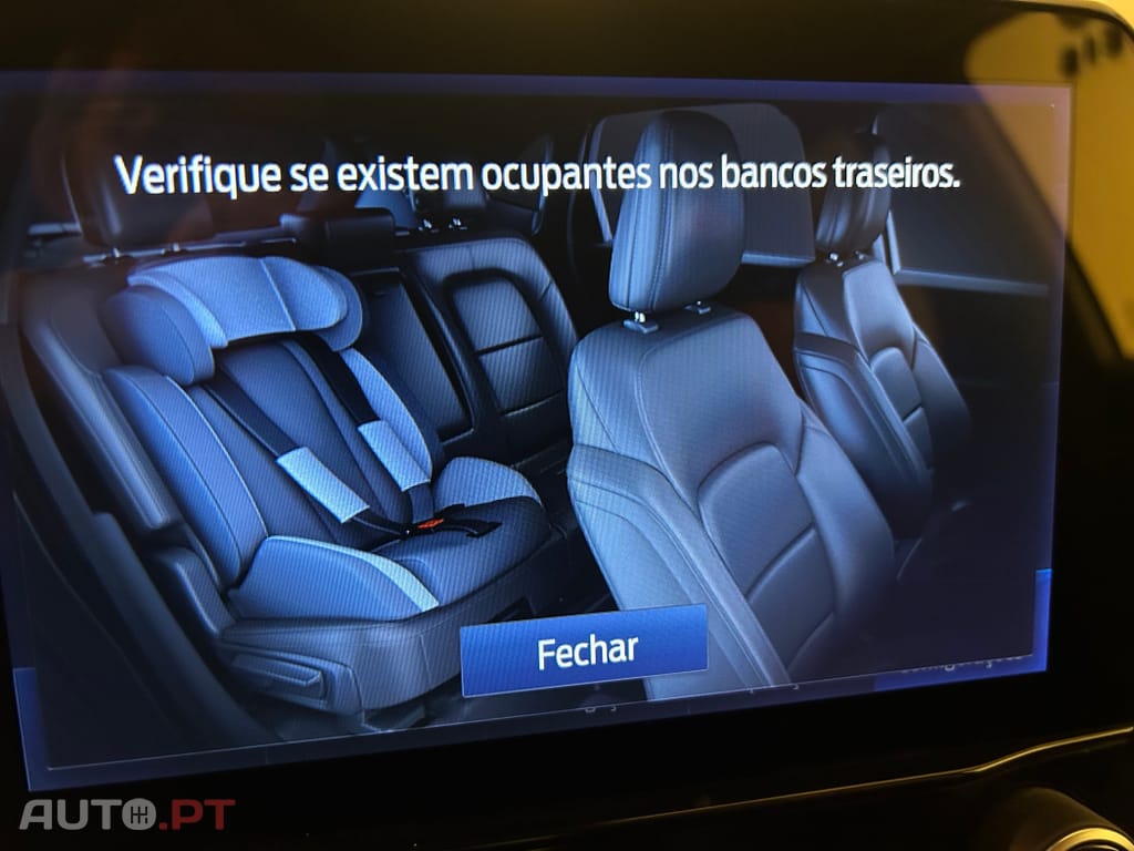 Ford Puma 1.0 EcoBoost MHEV Titanium Design