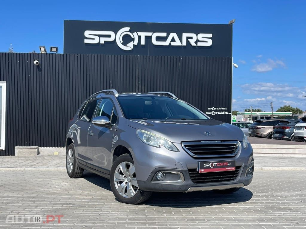 Peugeot 2008 1.2 PureTech Style