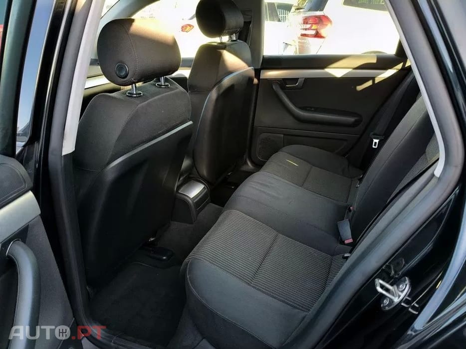 Audi A4 2.0 TDI S-line