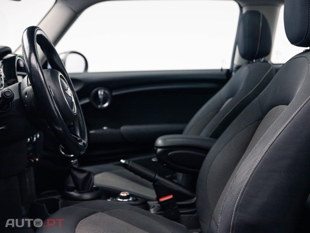 MINI Cooper Cooper D Aut.