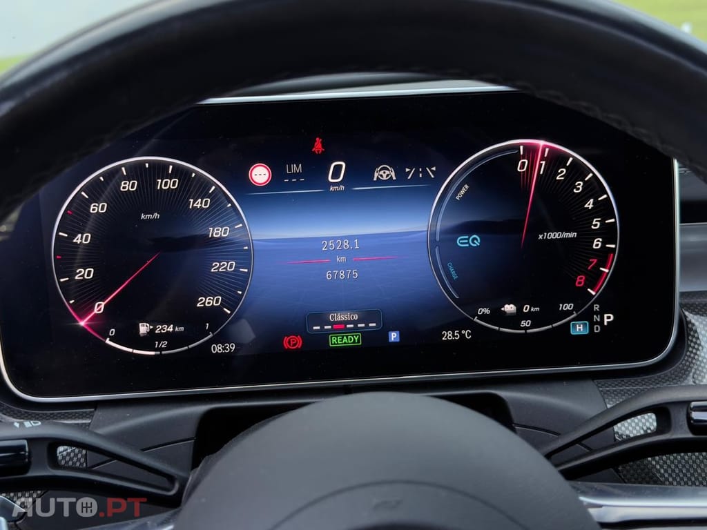 Mercedes-Benz C 300 C 300 e AMG Line PLUG - IN