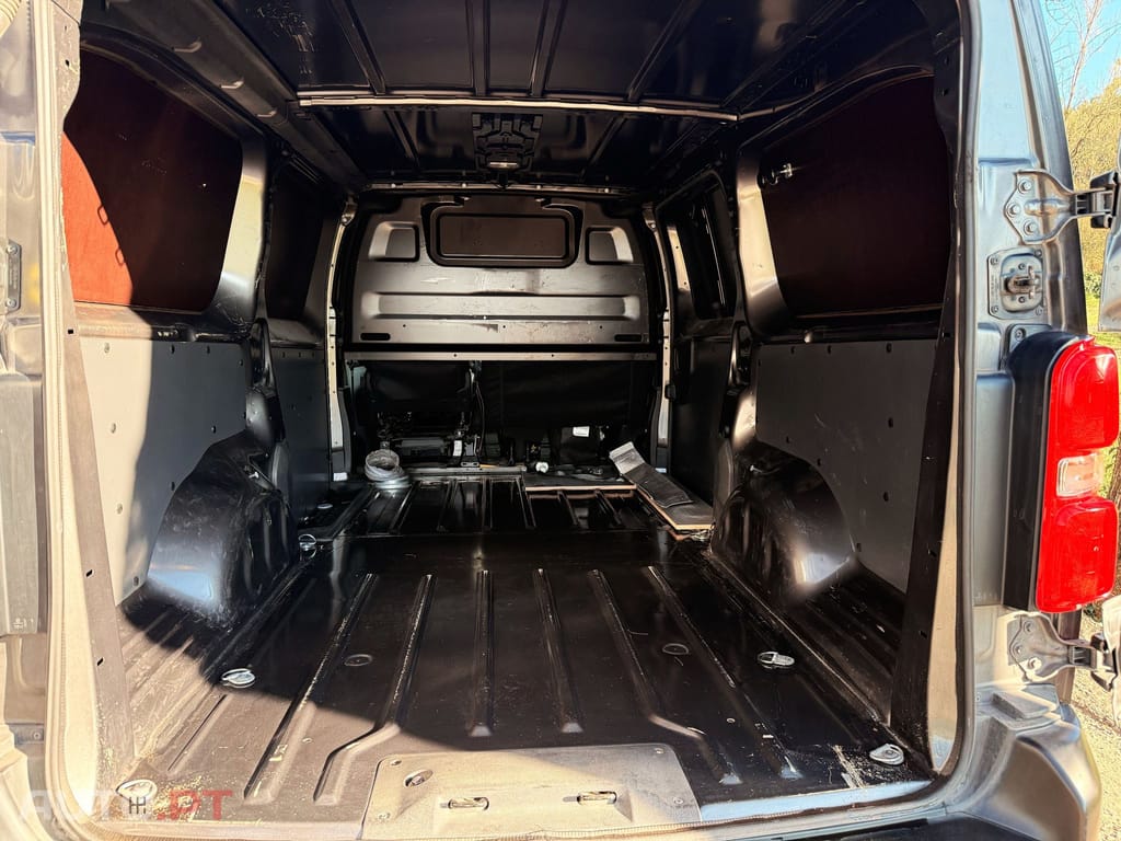 Peugeot Expert 2.0 BlueHDi Premium Long