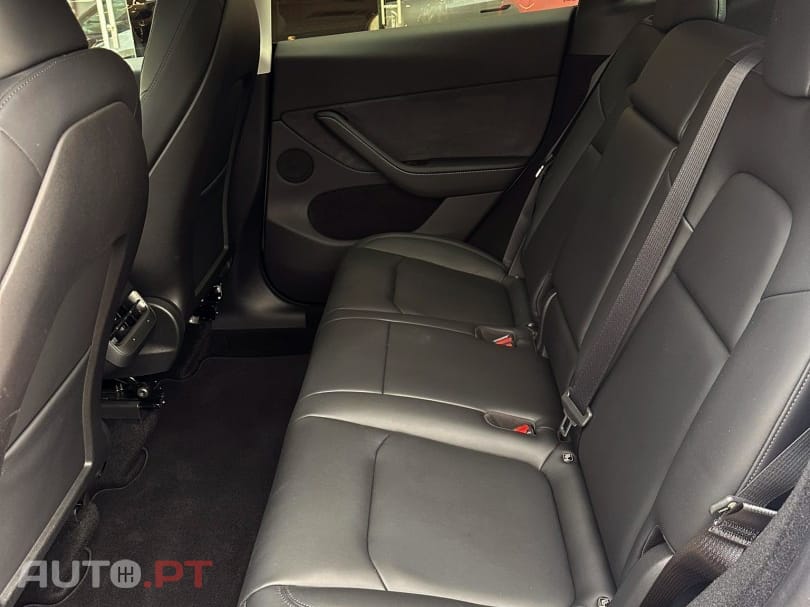 Tesla Model Y Long Range Tração Integral