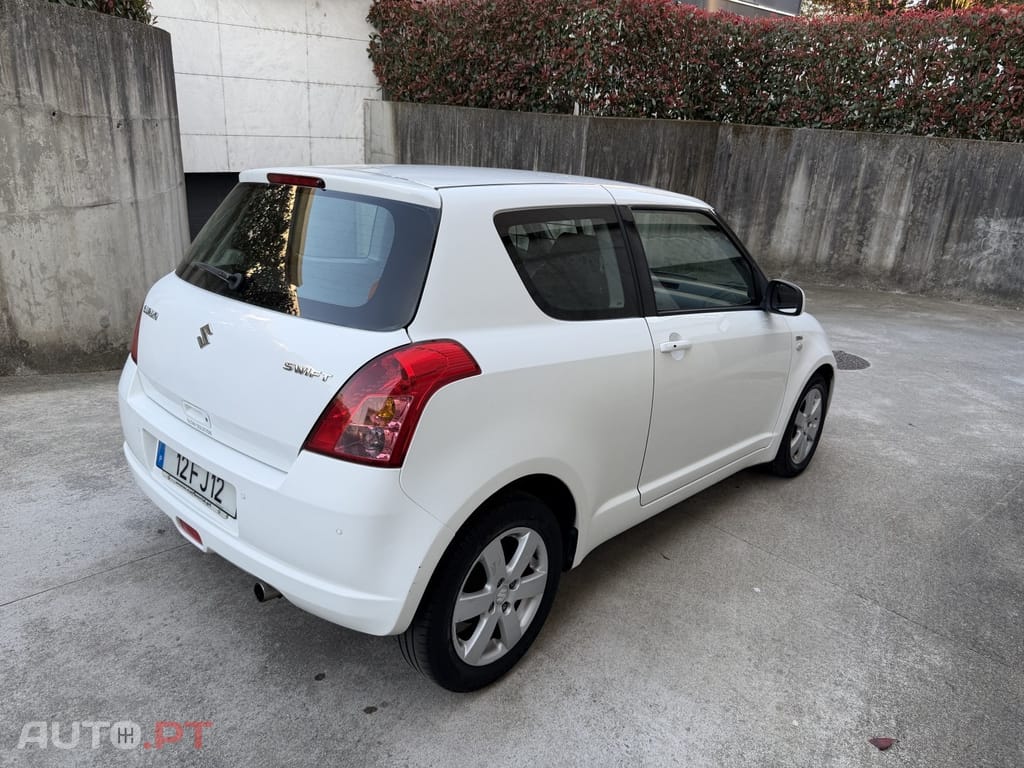 Suzuki Swift 1.3 DDiS GLX