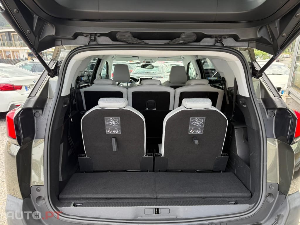 Peugeot 5008 1.5 BlueHDi Allure
