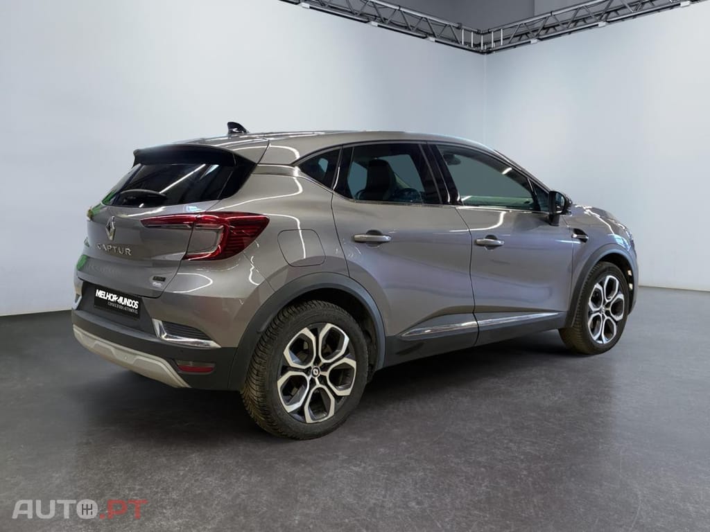 Renault Captur E-Tech Techno