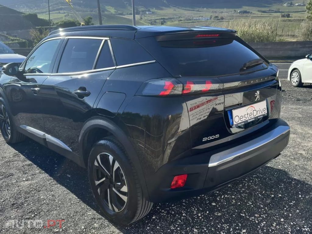 Peugeot 2008 1.2 PureTech Allure Pack