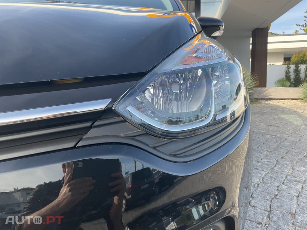Renault Clio Sport Tourer 0.9 TCe Limited