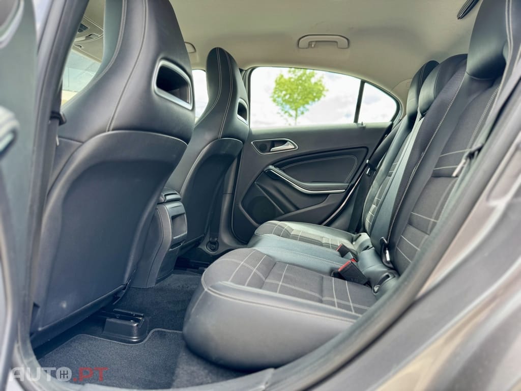Mercedes-Benz A 180 d Urban